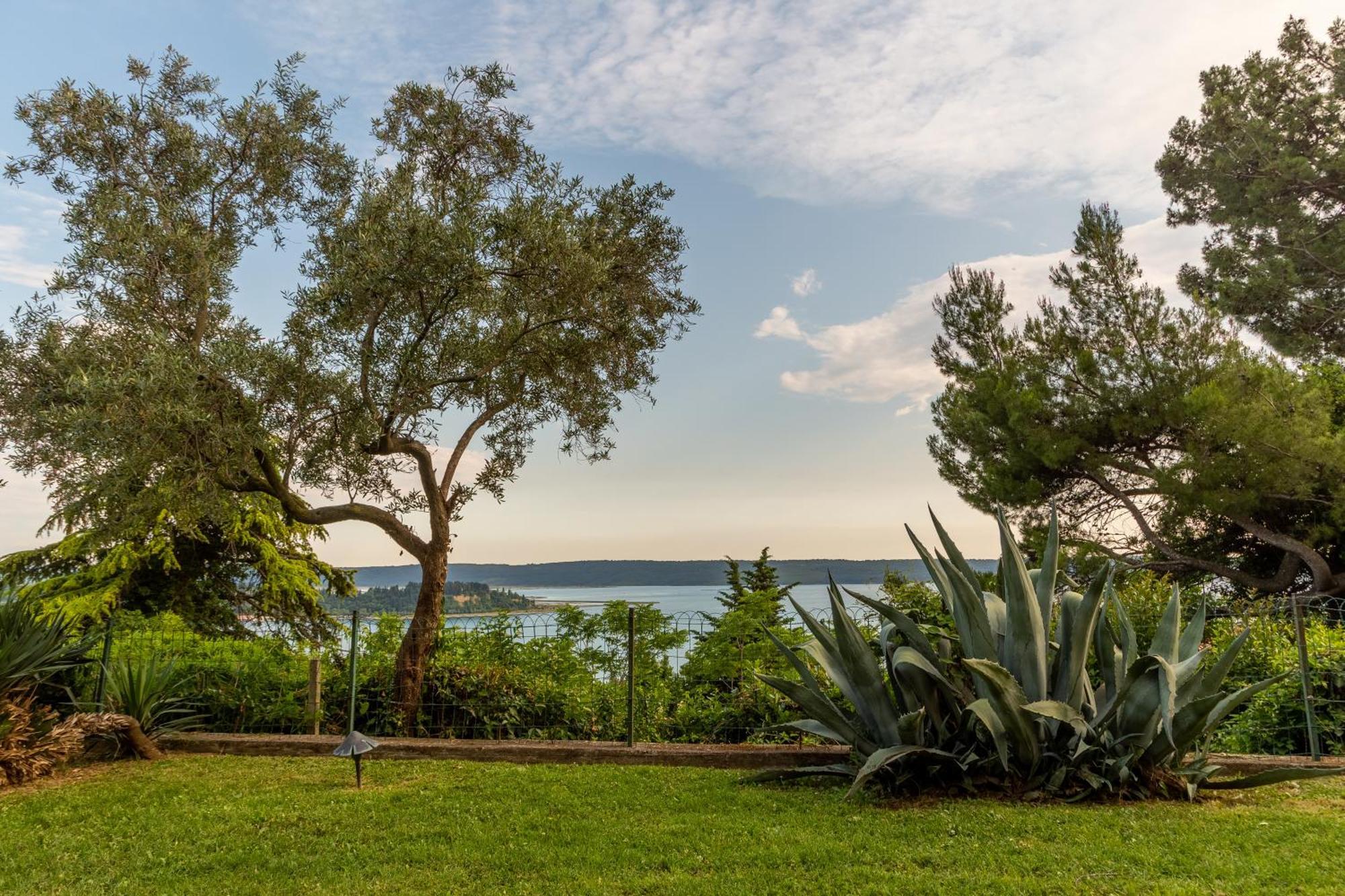Villa Bellavista I Portoroz Bagian luar foto